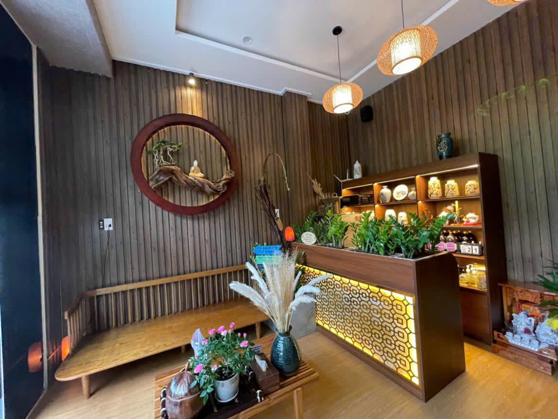 Showroom Decoration